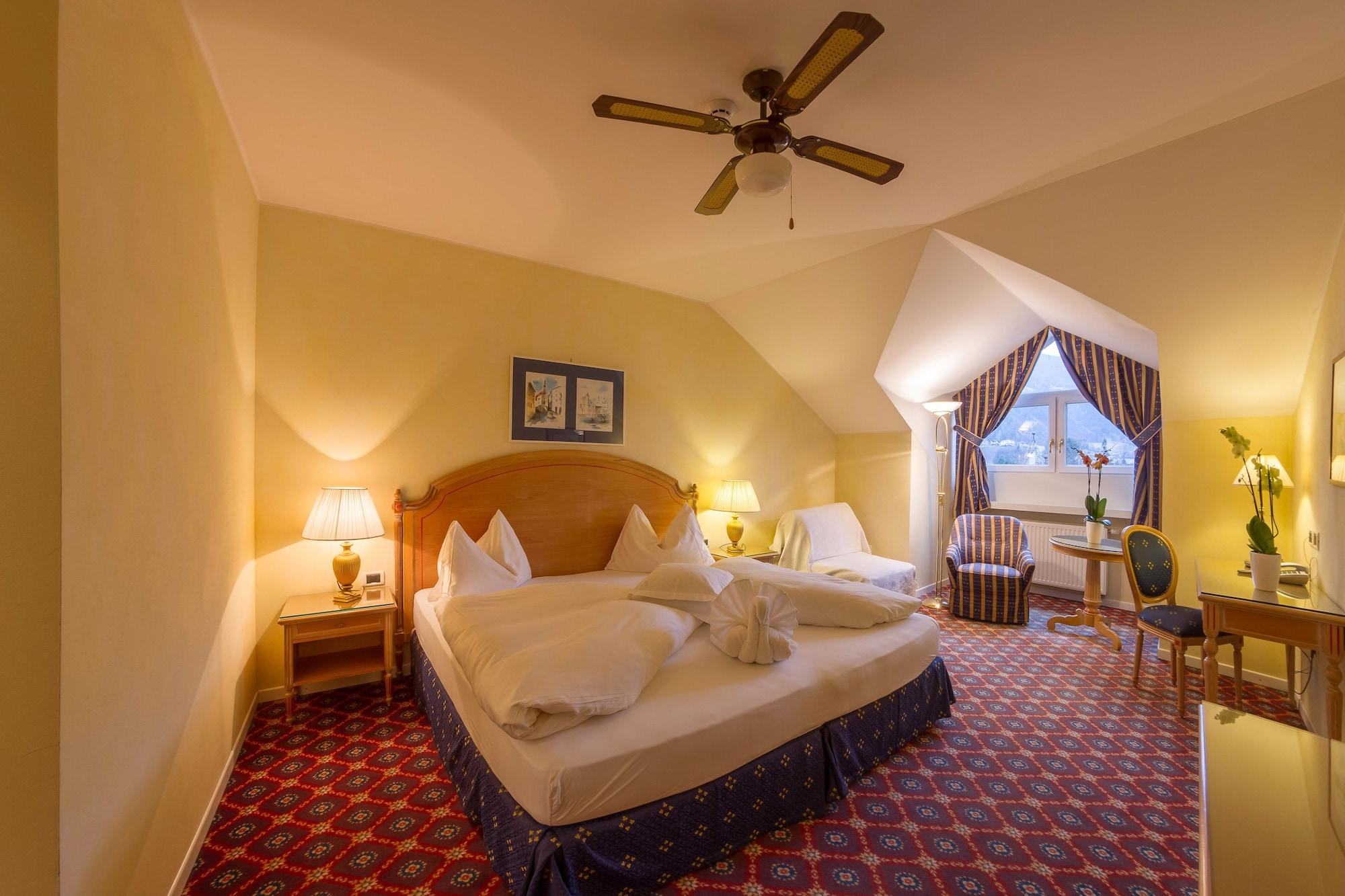 Dominik Alpine City Wellness Hotel - Adults Only Bressanone Bagian luar foto
