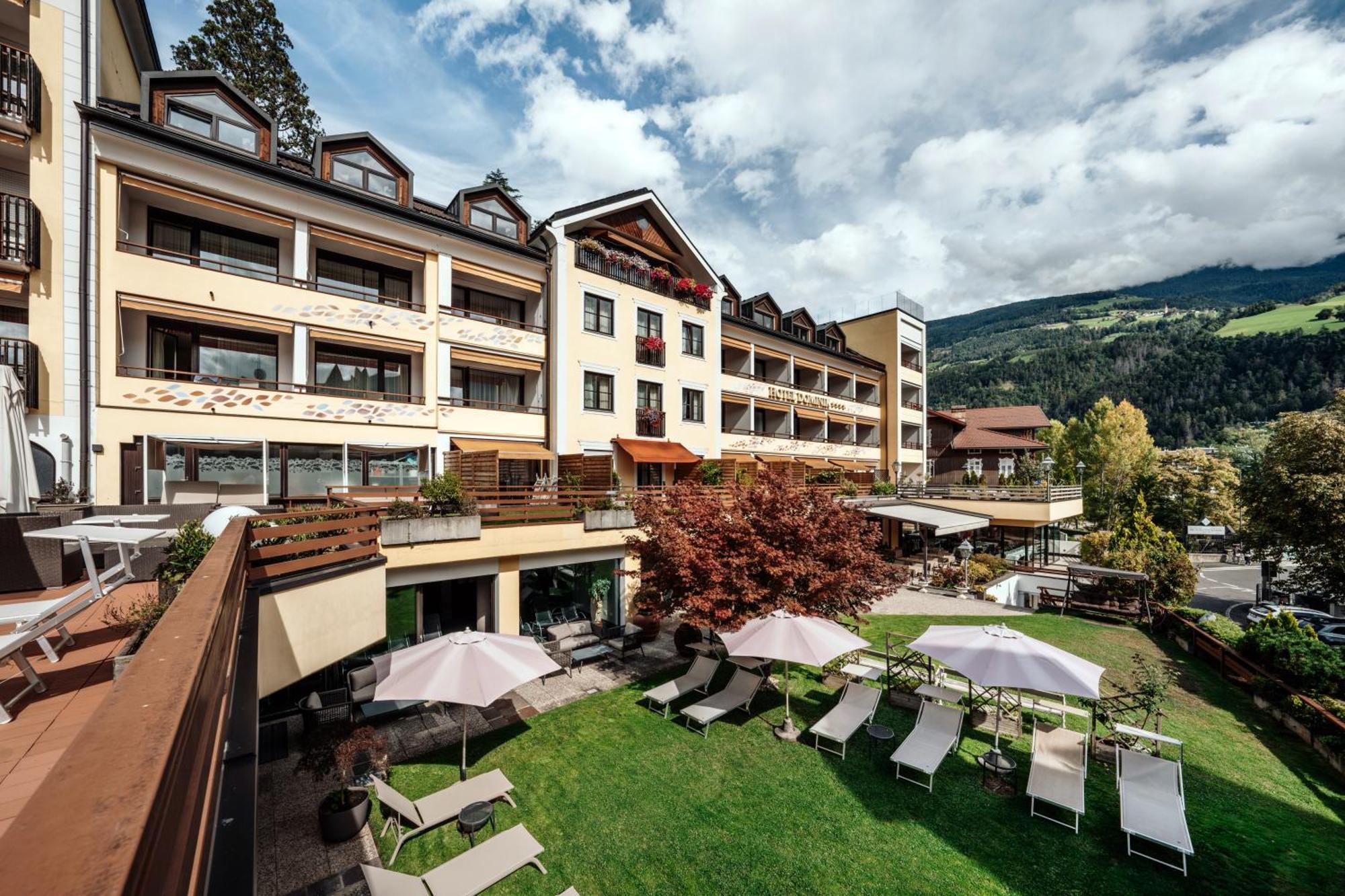 Dominik Alpine City Wellness Hotel - Adults Only Bressanone Bagian luar foto