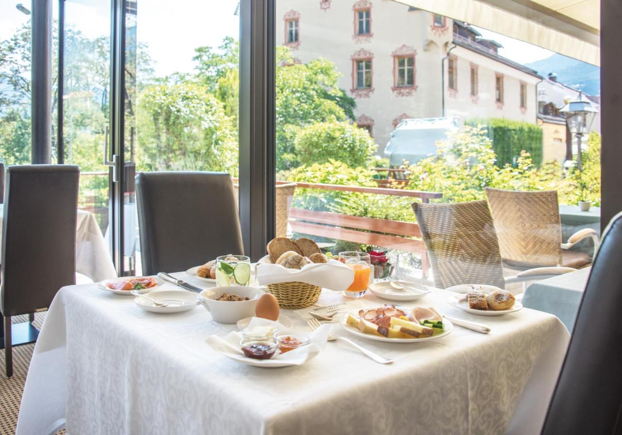 Dominik Alpine City Wellness Hotel - Adults Only Bressanone Bagian luar foto